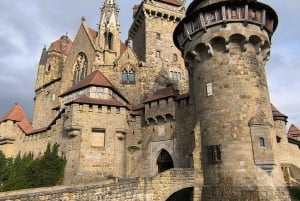Vienna: Day Trip - Castles around Vienna + underground lake