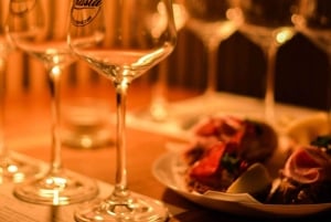 Wieczorna wycieczka po Bratysławie i degustacja win z Wiednia