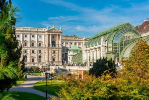 Fast-Track Sisi Museum Hofburg Vienna Small Group with Guide