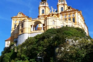 Vienna: Melk, Hallstatt and Salzburg Tour with Boat Ride