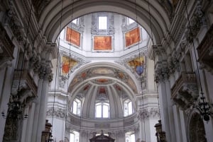 Vienna: Melk, Hallstatt and Salzburg Tour with Boat Ride