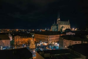 From Bratislava/Vienna: Day trip to Prague with Photographer