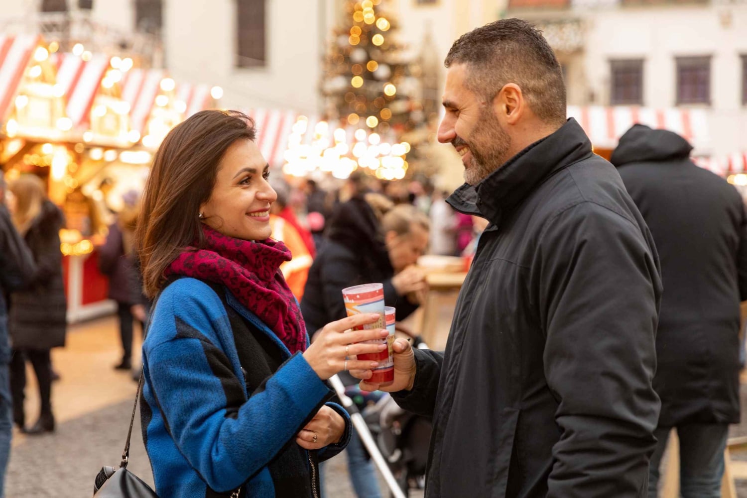 Från Wien: Halv dagsutflykt till Bratislavas julmarknad