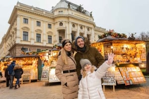 Från Wien: Halv dagsutflykt till Bratislavas julmarknad