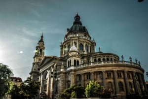 From Vienna: Budapest & Győr Guided Day Trip small group