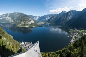 From Vienna: Day tour to Hallstatt and Salzburg & Boat ride