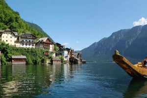 From Vienna: Day tour to Hallstatt and Salzburg & Boat ride