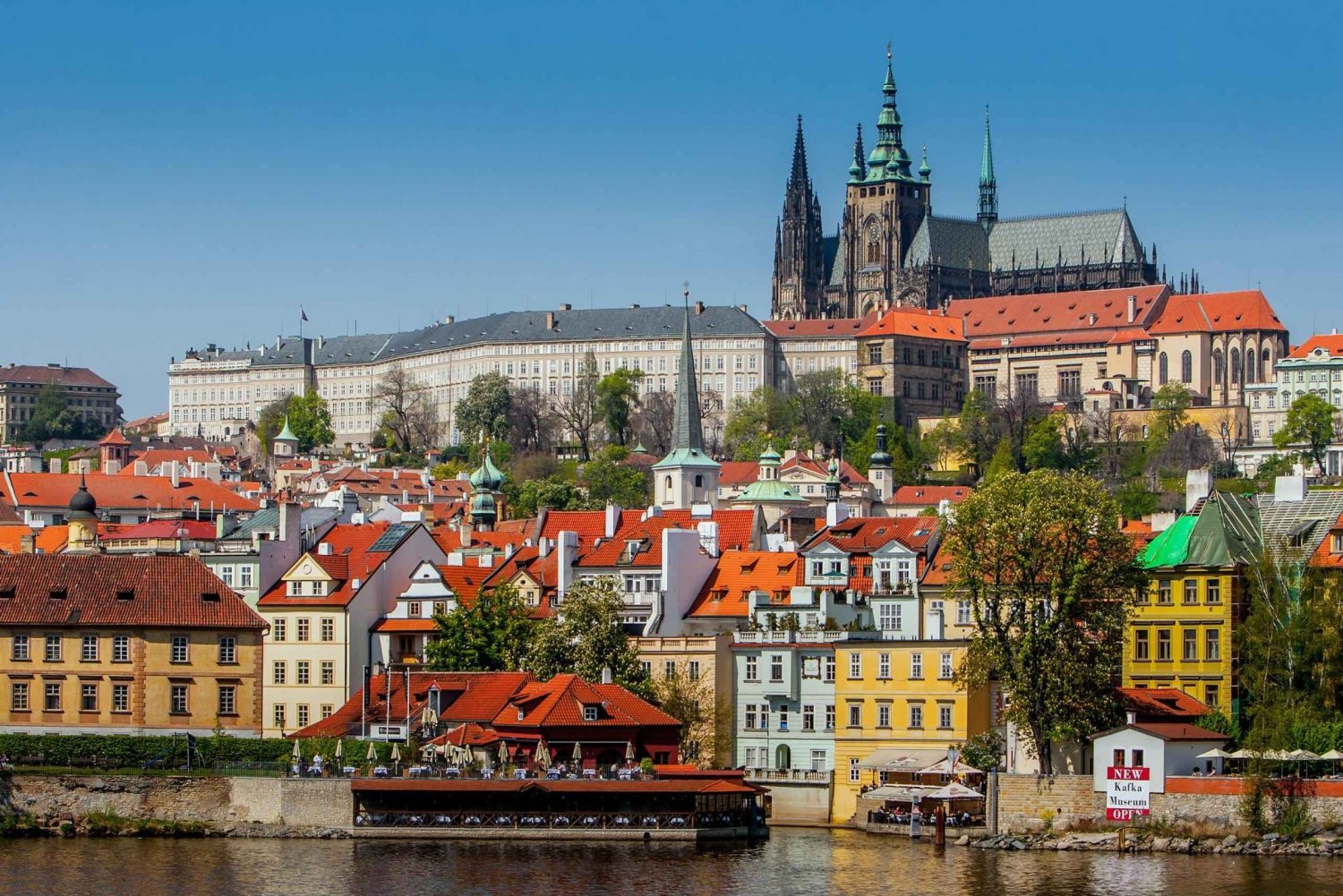 Från Wien: Heldags privat resa till Prag