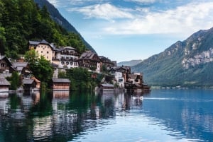 From Vienna: Full Day Trip to Hallstatt and Salzkammergut