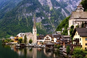 Vanuit Wenen: dagtrip naar Hallstatt en Salzburg met gids