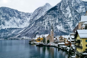 Vanuit Wenen: dagtrip naar Hallstatt en Salzburg met gids