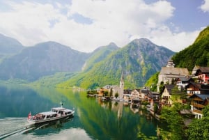 From Vienna: Hallstatt Day Tour with Lake Cruise