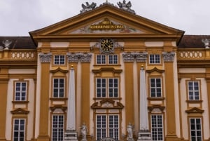 From Vienna: Private Day Trip to Melk Abbey and Hallstatt