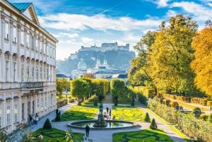 Från Wien: privat tur till Melk, Hallstatt och Salzburg