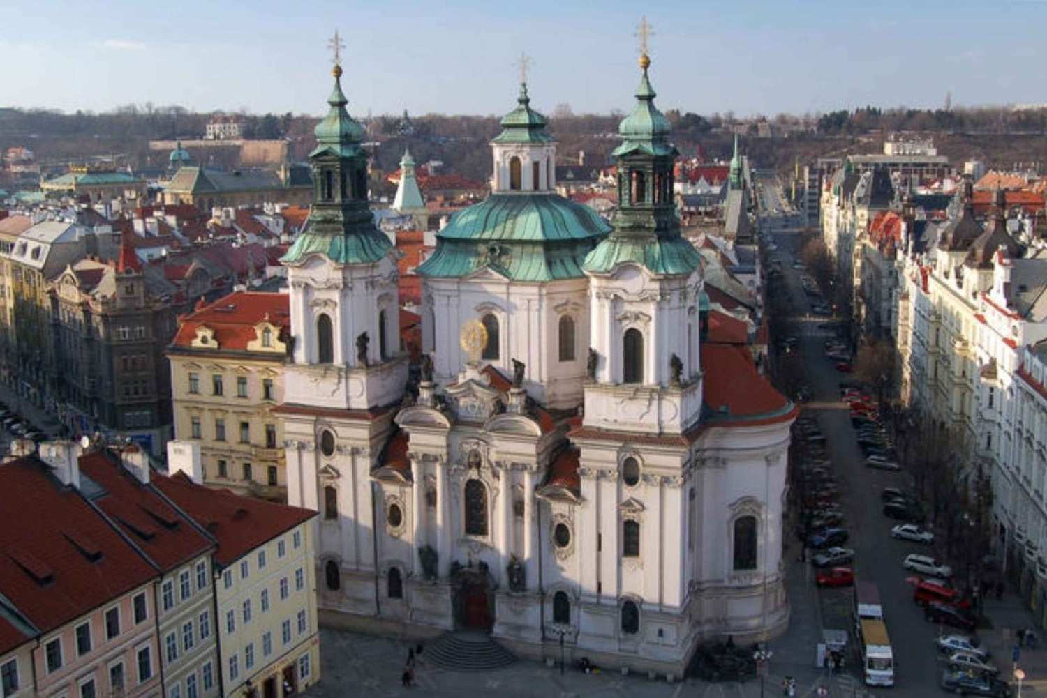 De Viena: Excursão diurna guiada para pequenos grupos em Praga