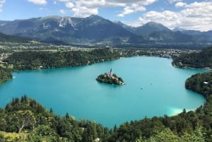 Fra Wien: Privat dagstur i Ljubljana og Bledsjøen