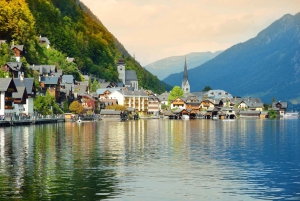 Von Wien aus: private Tagestour nach Hallstatt und Salzburg
