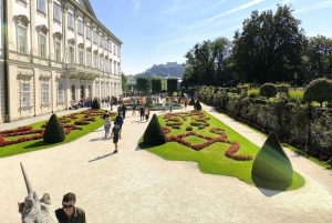 Von Wien: Tagestour ins malerische Hallstatt & historische Salzburg