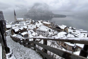Von Wien: Tagestour ins malerische Hallstatt & historische Salzburg