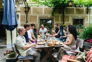 From Vienna: Wachau Valley Day Tour with Wine Tasting