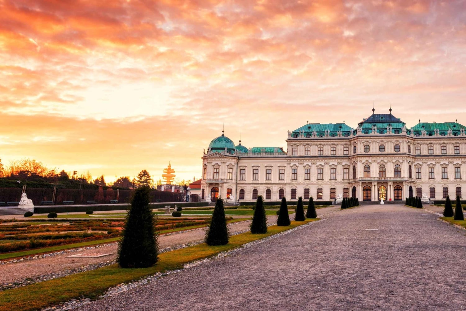Full-Day Private Trip From Prague to Vienna