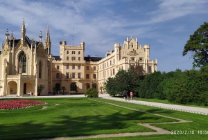 Conhece a Morávia do Sul connosco. Passeio de 6 horas.