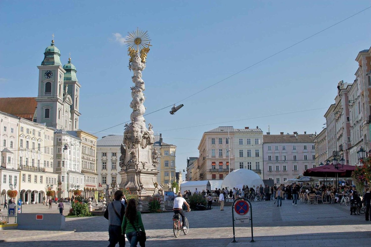 Linz Essential Highlights: In-Depth Private Walking Tour