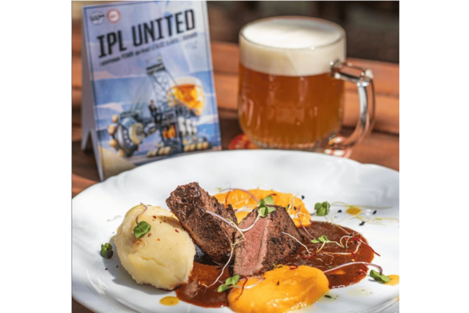 プラハ：素晴らしいチェスキー・クルムロフ経由でウィーンへ移動