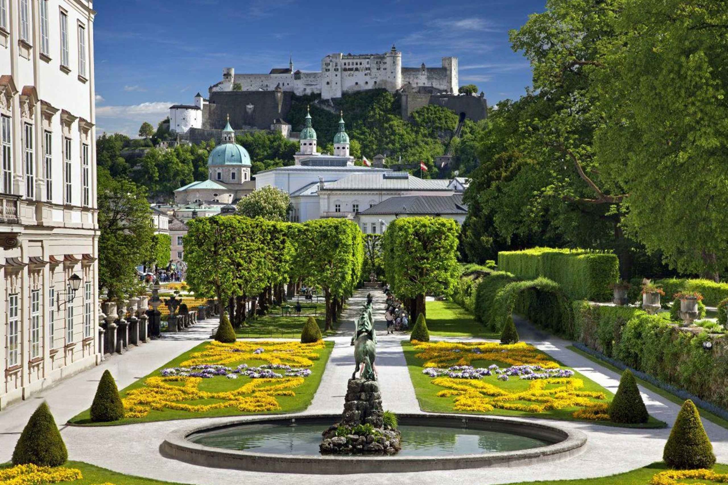 Privat naturskøn tur: Dürnstein, Melk, Hallstatt og Salzburg