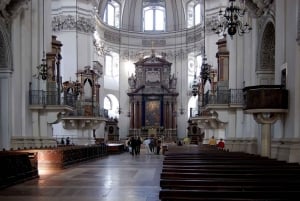 Vienna: Melk Hallstatt, Salzburg Sound of Music Private Tour