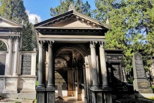 Private tour: Vienna Central Cemetery 1st gate and 2nd gate