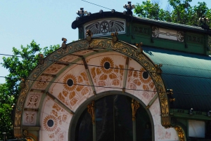 Ringstrasse,Hofburg&more Tours by public transport & walking