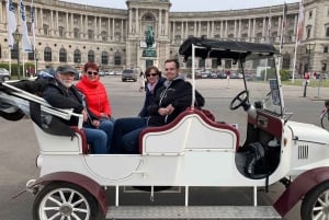 Sightseeingtur i elektrisk veteranbil (upp till 5 personer)