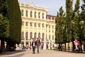 Skip the Line: Schönbrunn Palace & Vienna City Tour