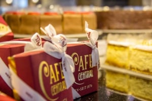Słodki Wiedeń: Miasto ciast i kultury kawiarnianej