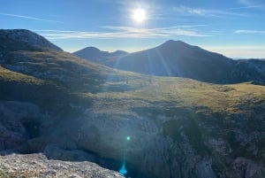 Vienna: 2-day Alpine Mountain Hiking Tour Guide and Transfer