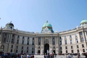 Vienna: History and Sightseeing Walking Tour