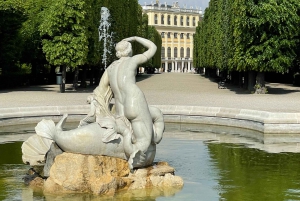 Vienna: 2-Hour Schönbrunn Palace & Gardens Guided Tour