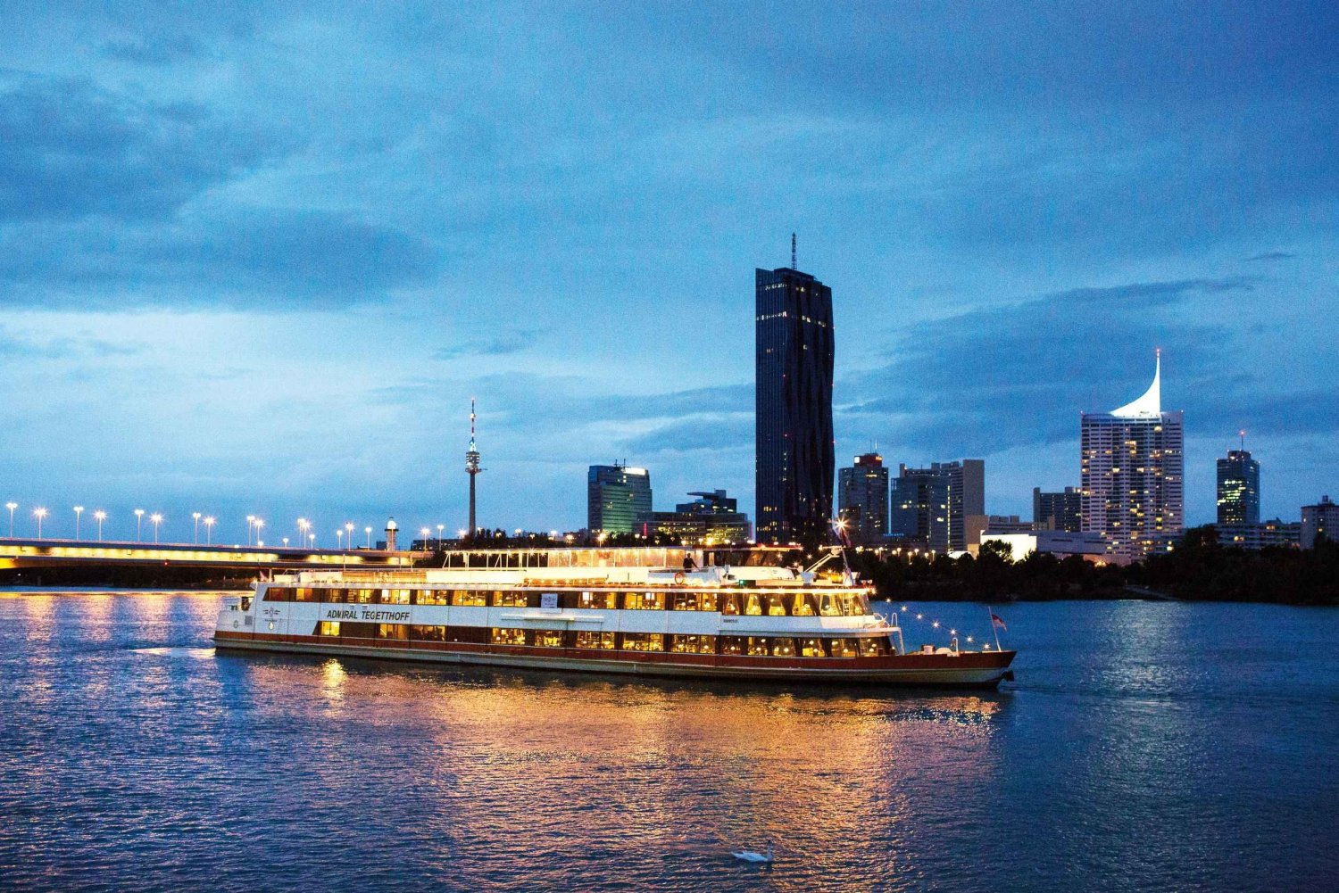 Vienna: 3.5-hour Danube cruise 'Halloween Party'