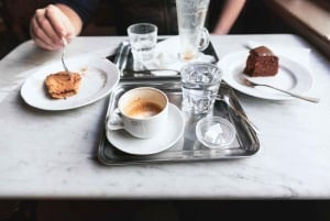 Vienna: Typical Austrian Food Tour with Coffee House Visit