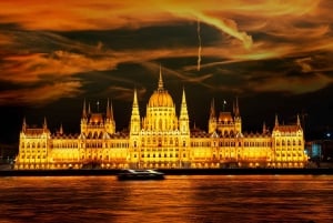 Vienna: Bratislava&Budapest Day Tour with photographer