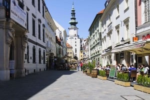 Vienna: gita di un giorno a Bratislava con guida privata e trasporto
