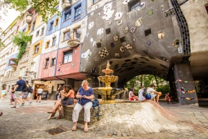 Vienna by Bike 3-Hour All-In-One City Bike Tour in English