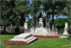 Wiedeń: Cmentarz Centralny, wycieczka z przewodnikiem z fascynującymi tajemnicami