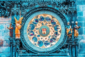 Vienna: Český Krumlov & Prague Day Trip with Photographer