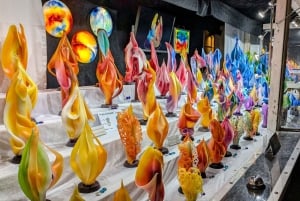 Vienna: Christmas Market Food and Drinks Tour