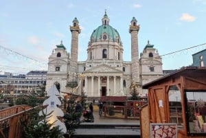 Vienna: Christmas Market Food and Drinks Tour