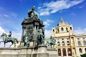 Vienna: City Center Guided Walking Tour