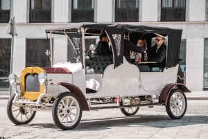 Viena: Tour turístico por la ciudad en un coche antiguo eléctrico