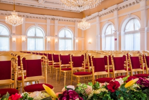 Vienna: Classical concert & 1-day sightseeing